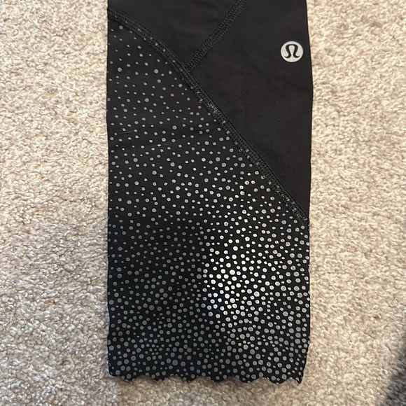 Lululemon Leggings *25" - Picture 2 of 5
